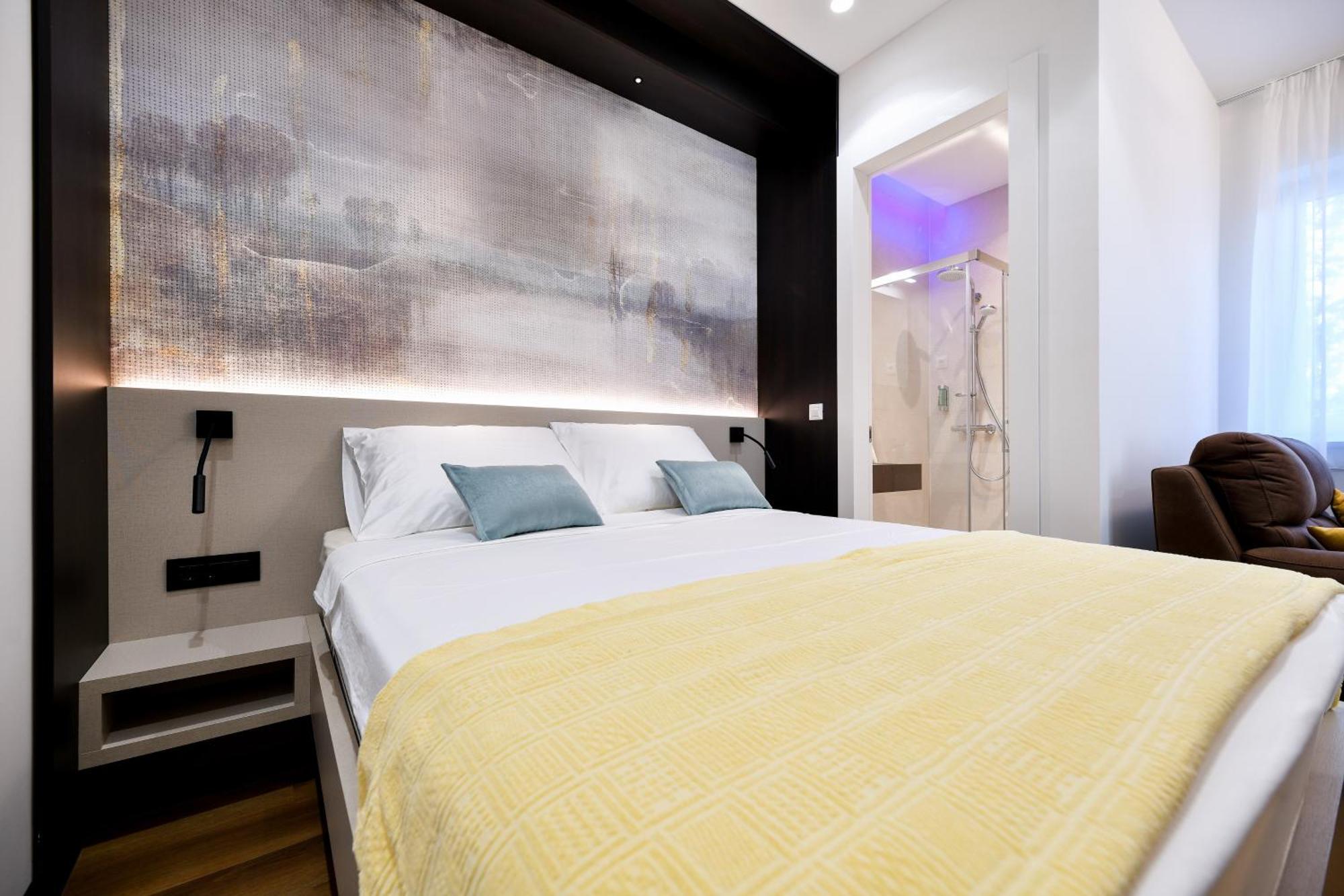 Crowonder Apartments & Rooms Oaza With Heated Swimming Pool And Sauna Turanj Exterior foto